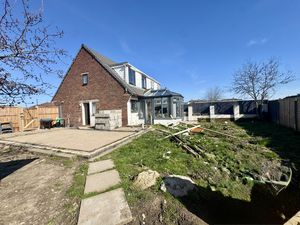 Photo 15- click for photo gallery